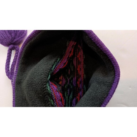 Merkley Headgear Pure Virgin Wool Multicolor Knit Beanie Hat w/ Tassel Canada - Picture 6 of 8